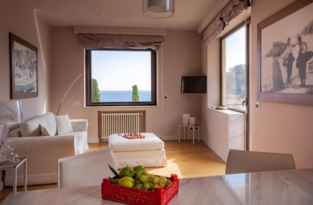 Fenetre Sur Le Blue Daire Taormina Dış mekan fotoğraf